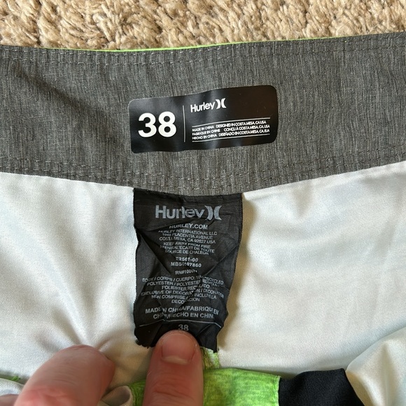 Hurley Boardshorts - Picture 3 of 6